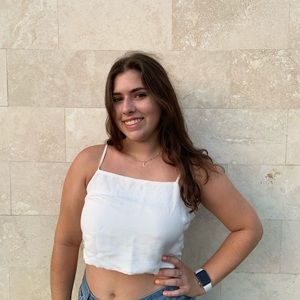 Meet your Posher, Cecilia